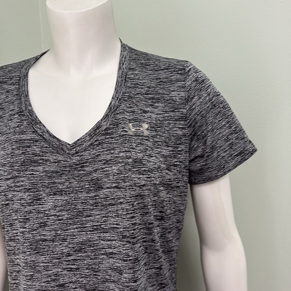 Under Armour Women's Twisted Tech V-Neck - Picture 5 of 7